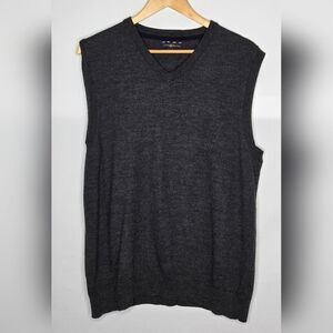 Men's Club Room Merino Wool Blend Dark Gray Pullover Sweater Vest Size Large